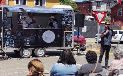Foodtruck Sabores del Puerto traslada cocina ancestral en vivo en pleno centro de Puerto Montt
